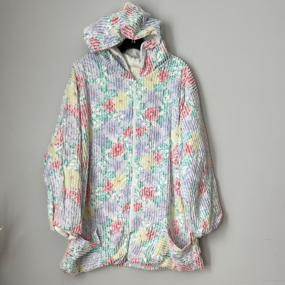 Pastel floral print chenille hooded jacket with a full zip and pockets